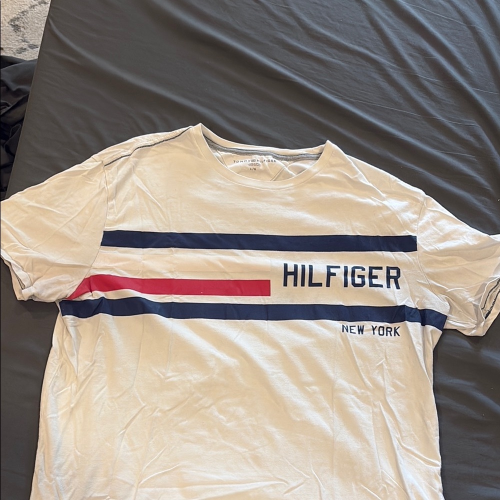 Tommy Hilfiger Red and White Short Sleeve Tee